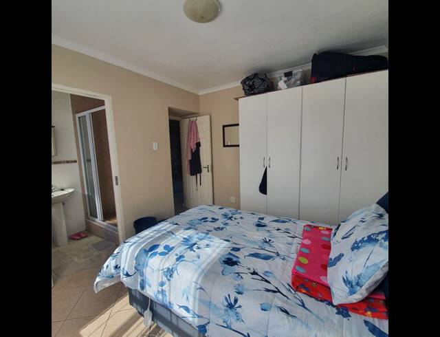 2 BEDROOM PROPERTY TO RENT IN WEST HILL